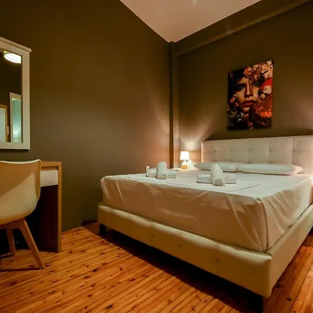 Center Superior * Thessalonique