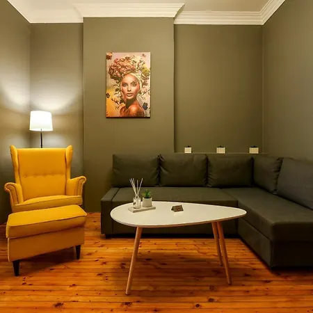 Center Superior * Thessalonique